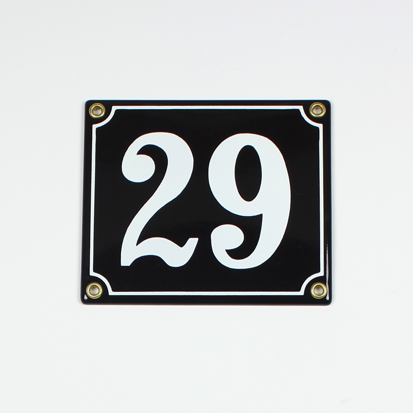 Hausnummernschild 29 schwarz Clarendon 14x12 cm Emailleschild