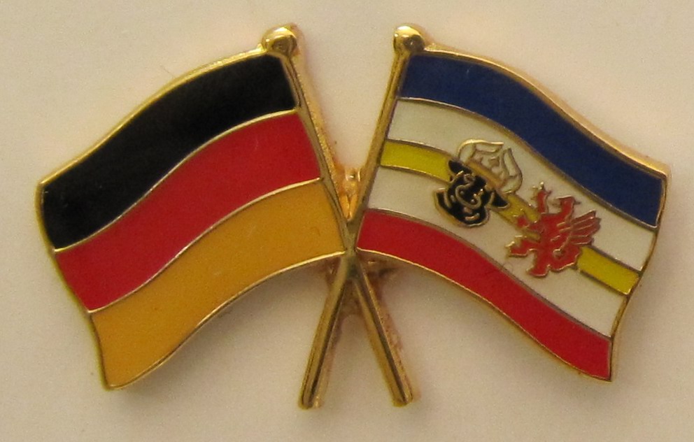 Mecklenburg Vorpommern / Deutschland Freundschafts Pin Anstecker Flagge Fahne Nationalflagge