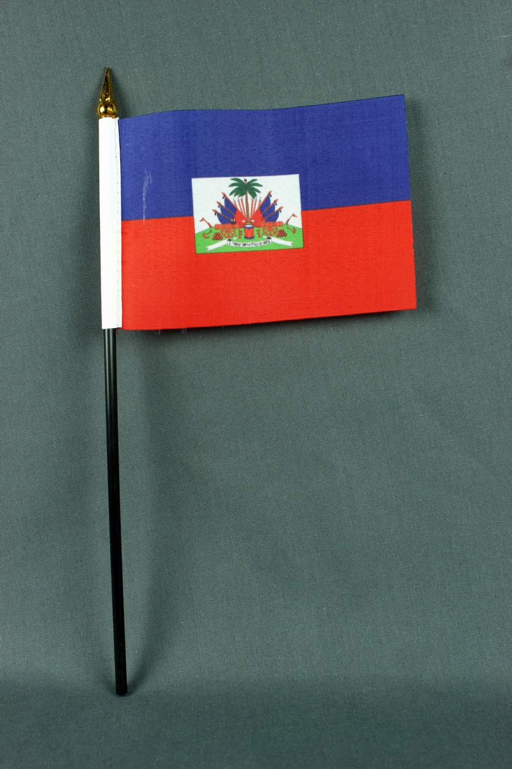 Kleine Tischflagge Haiti 10x15 cm optional mit Tischfähnchenständer