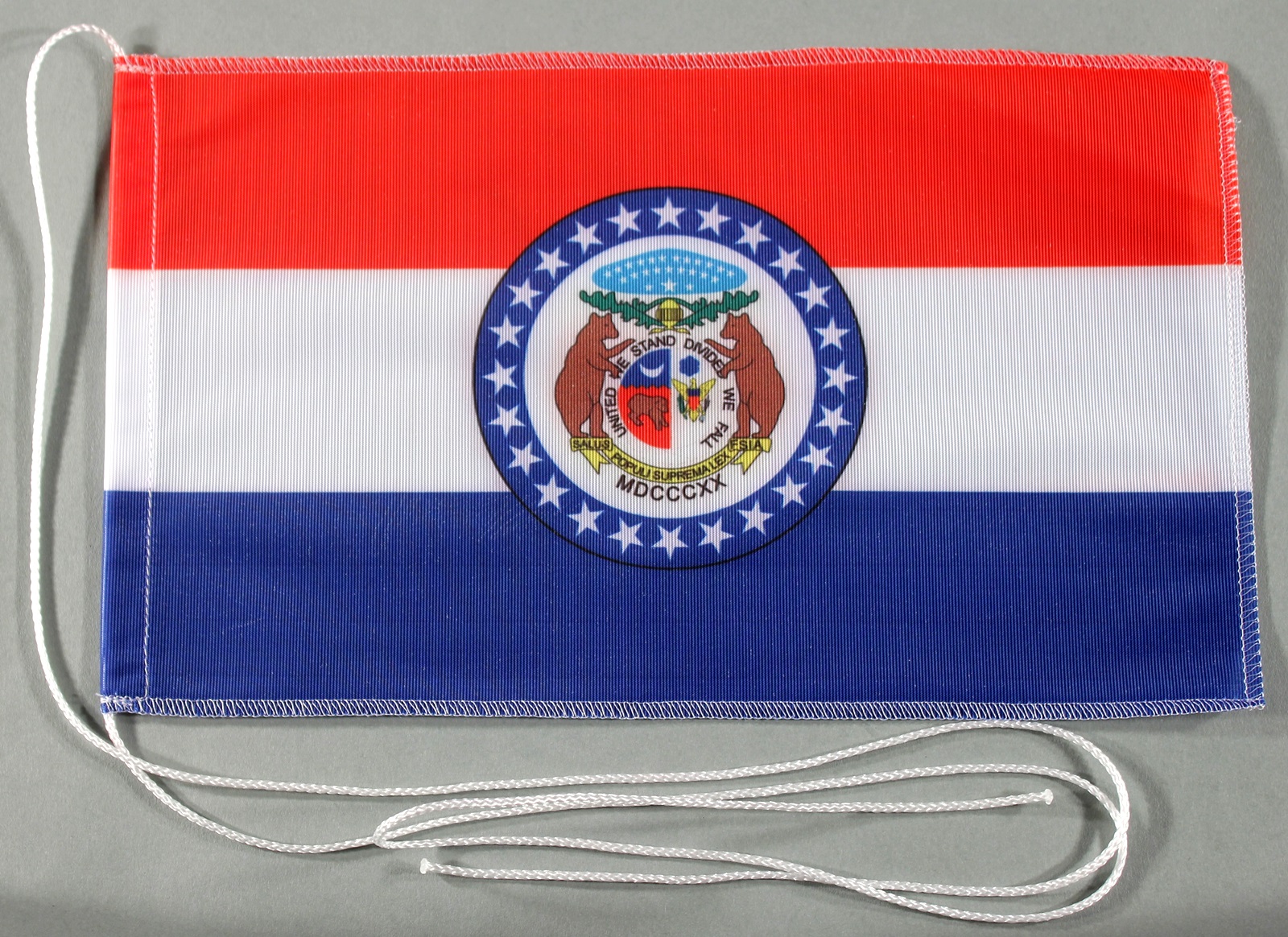 Tischflagge Missouri USA Bundesstaat US State 25x15 cm optional mit Holz- oder Chromständer Tischfah