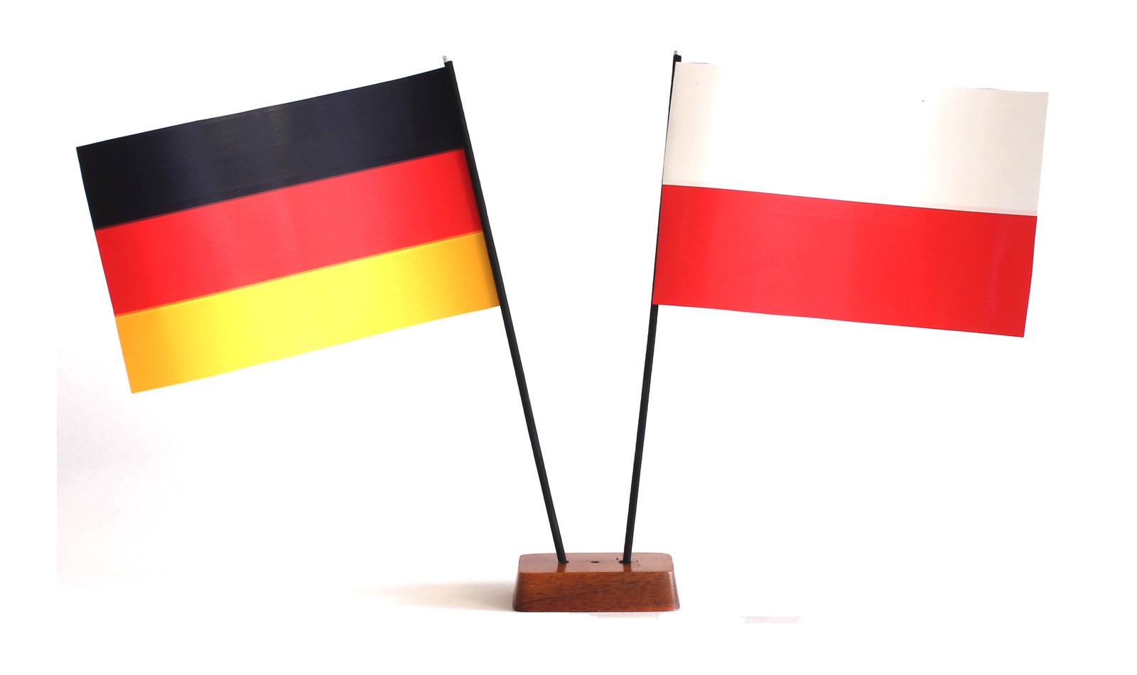 Mini Tischflagge Polen 9x14 cm Höhe 20 cm mit Gratis-Bonusflagge und Holzsockel Tischfähnchen