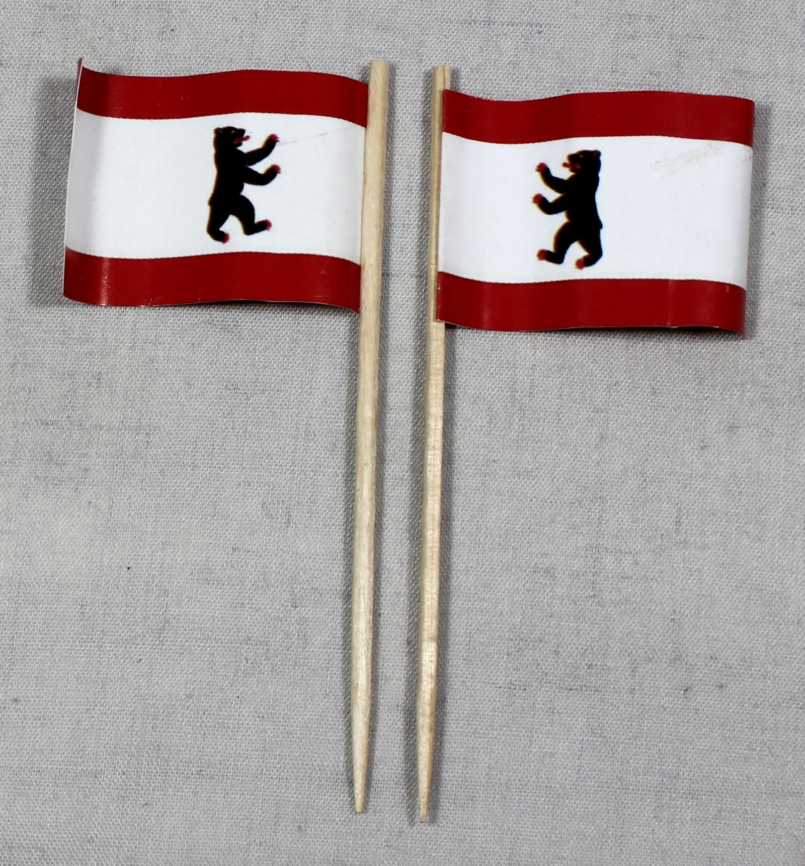Party-Picker Flagge Berlin Papierfähnchen in Spitzenqualität 50 Stück Beutel