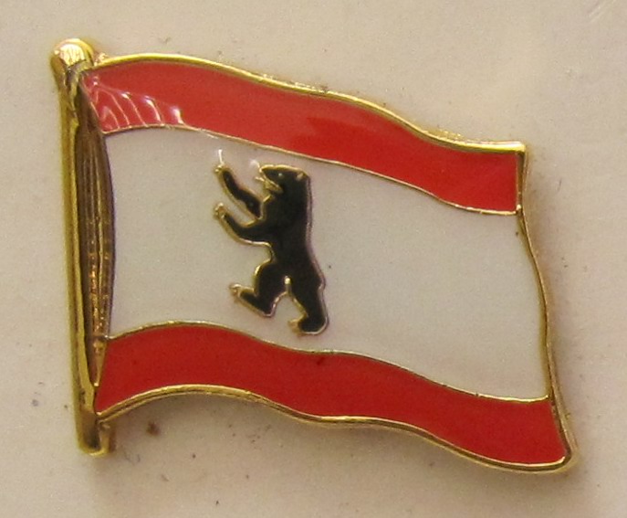 Pin Anstecker Flagge Fahne Berlin Bär Stadtflagge Flaggenpin Button Badge Flaggen Clip Anstecknadel