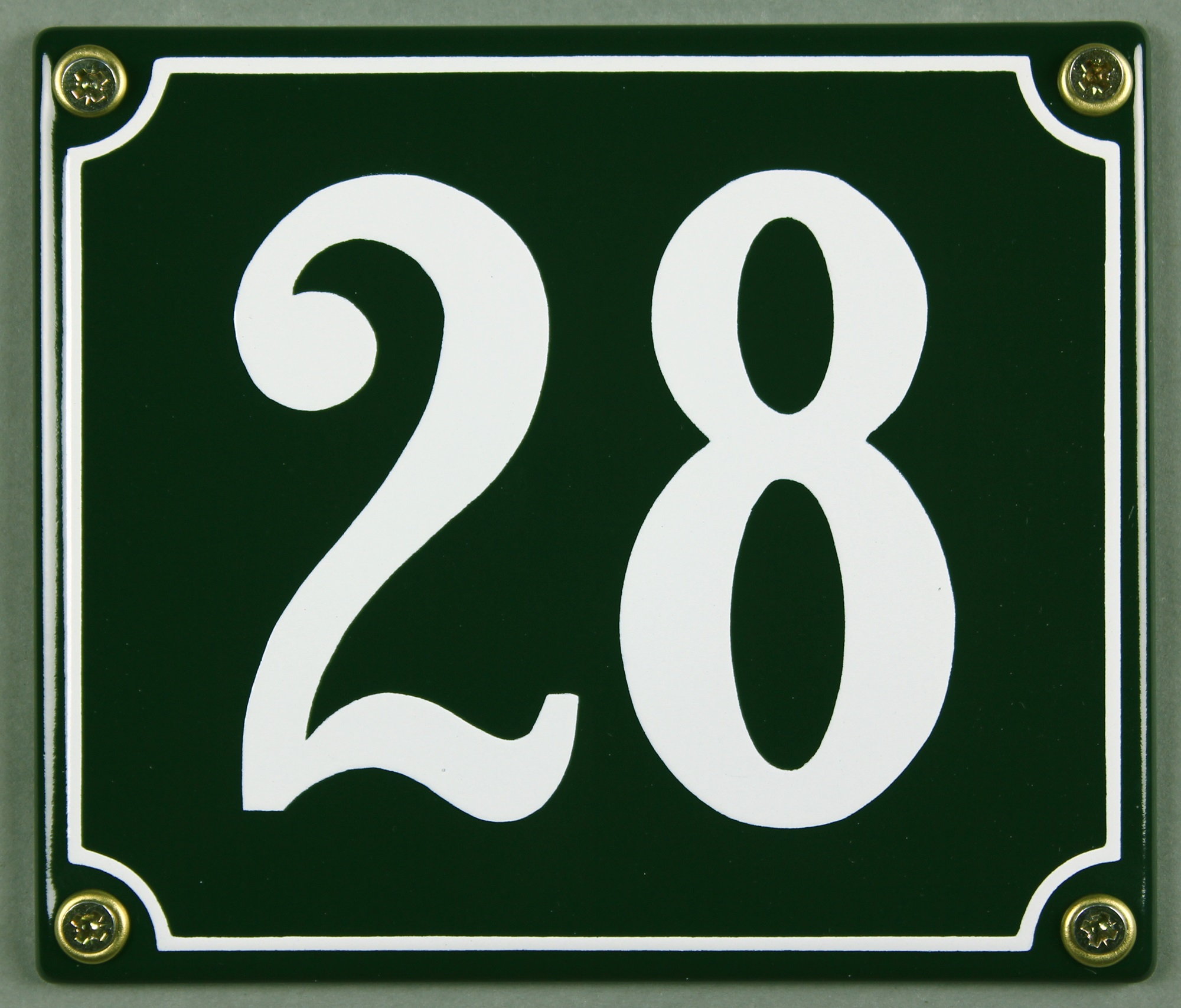 Hausnummernschild 28 grün 12x14 cm sofort lieferbar Schild Emaille Hausnummer Haus Nummer Zahl Ziffe