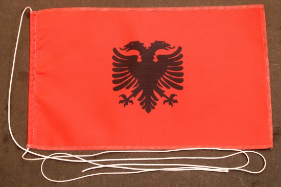 1126tischfahne-albanien