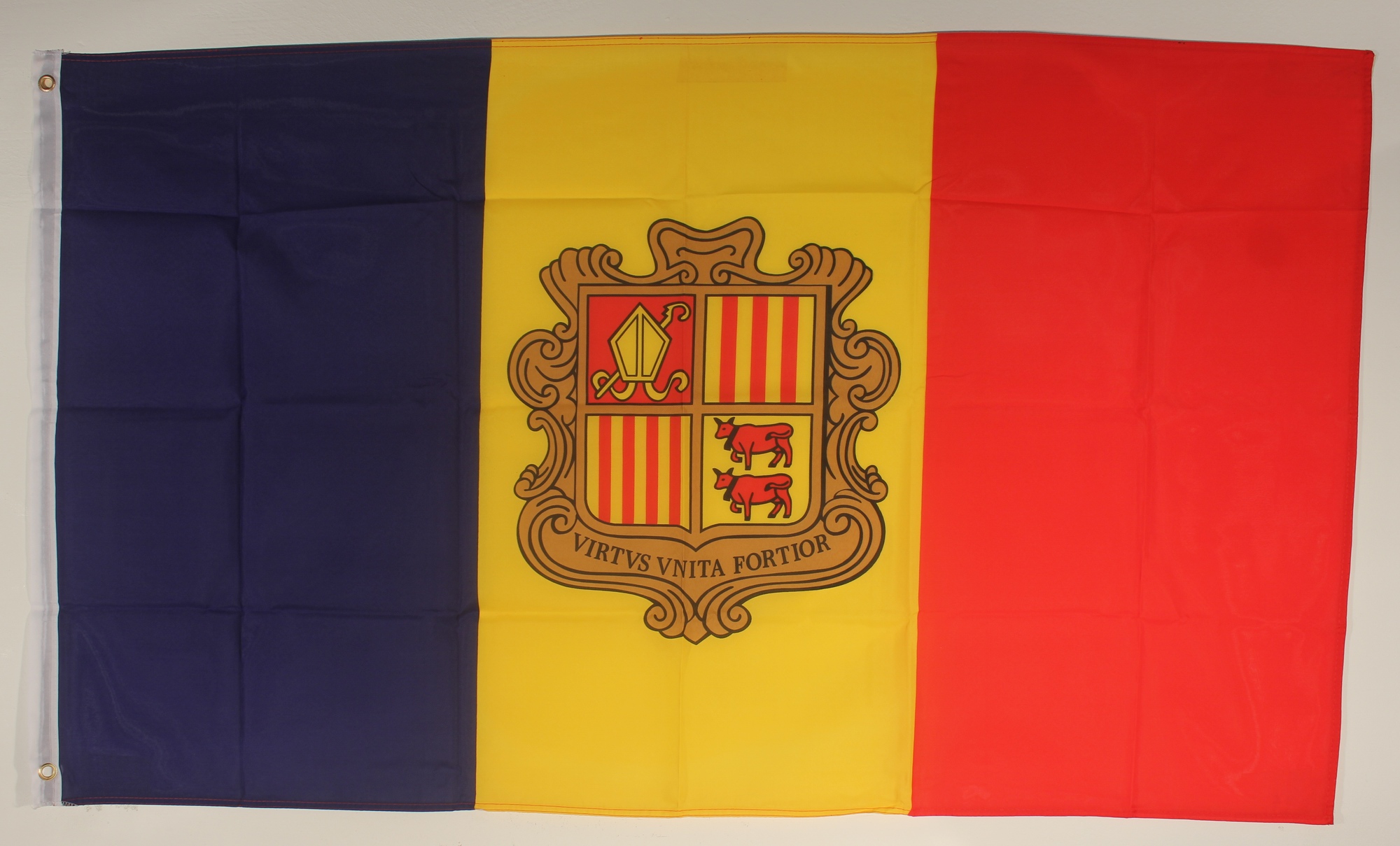 Flagge Fahne : Andorra Andorraflagge Nationalflagge Nationalfahne