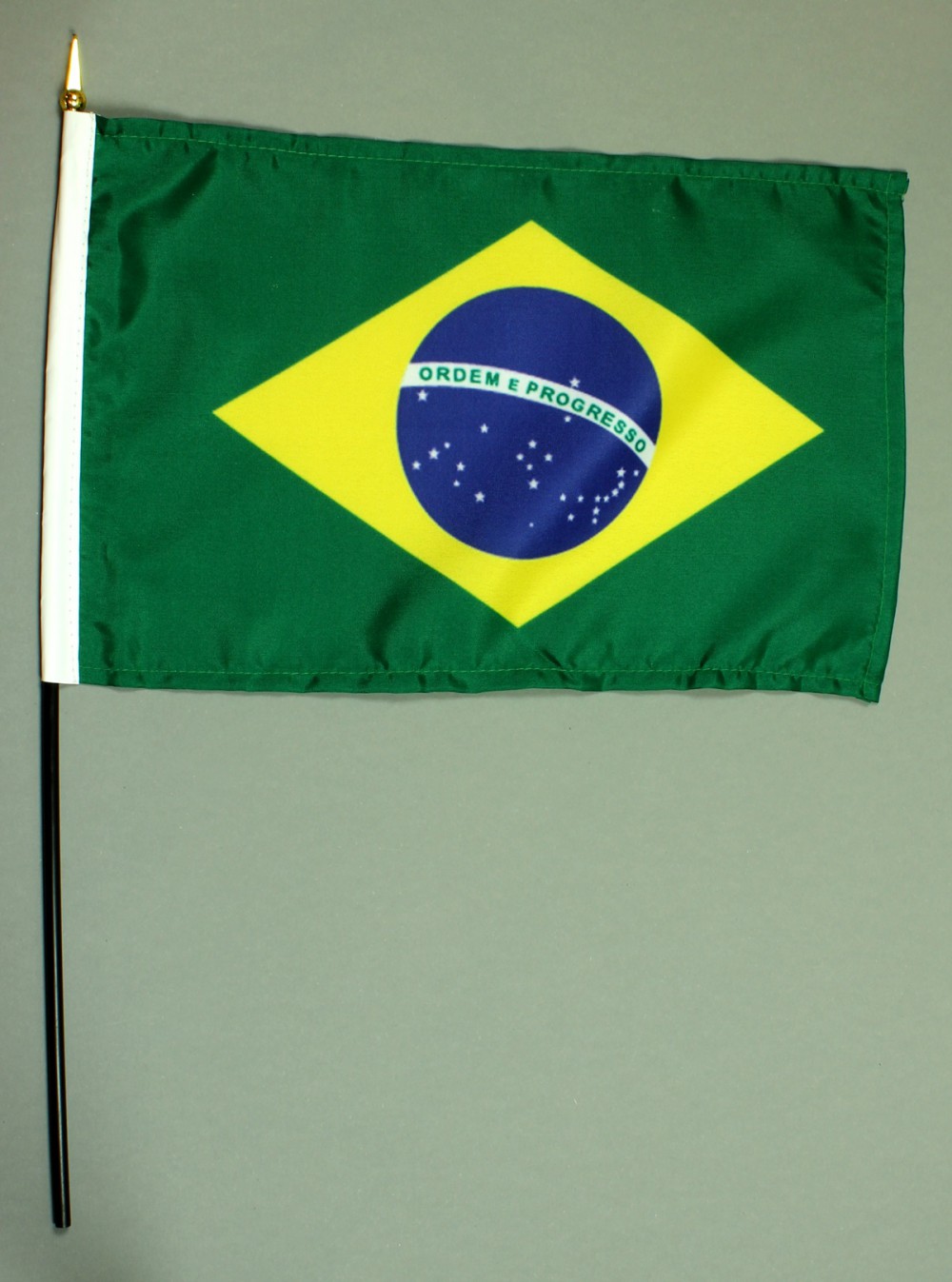 Tischflagge Brasilien 20x30 cm optional mit Tischflaggenständer aus Mahagoni Holz