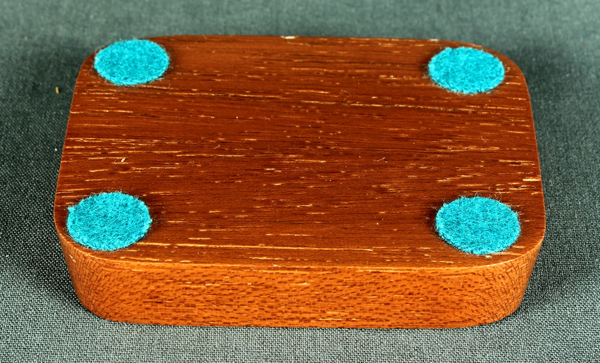 1er-staender-10x15-sockel-unten