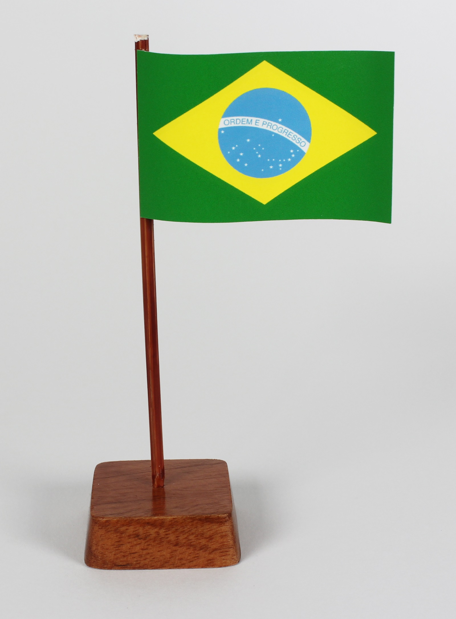 mini-tischflagge-brasilien-v Mini Tischflagge Brasilien Höhe 13 cm Tischfähnchen