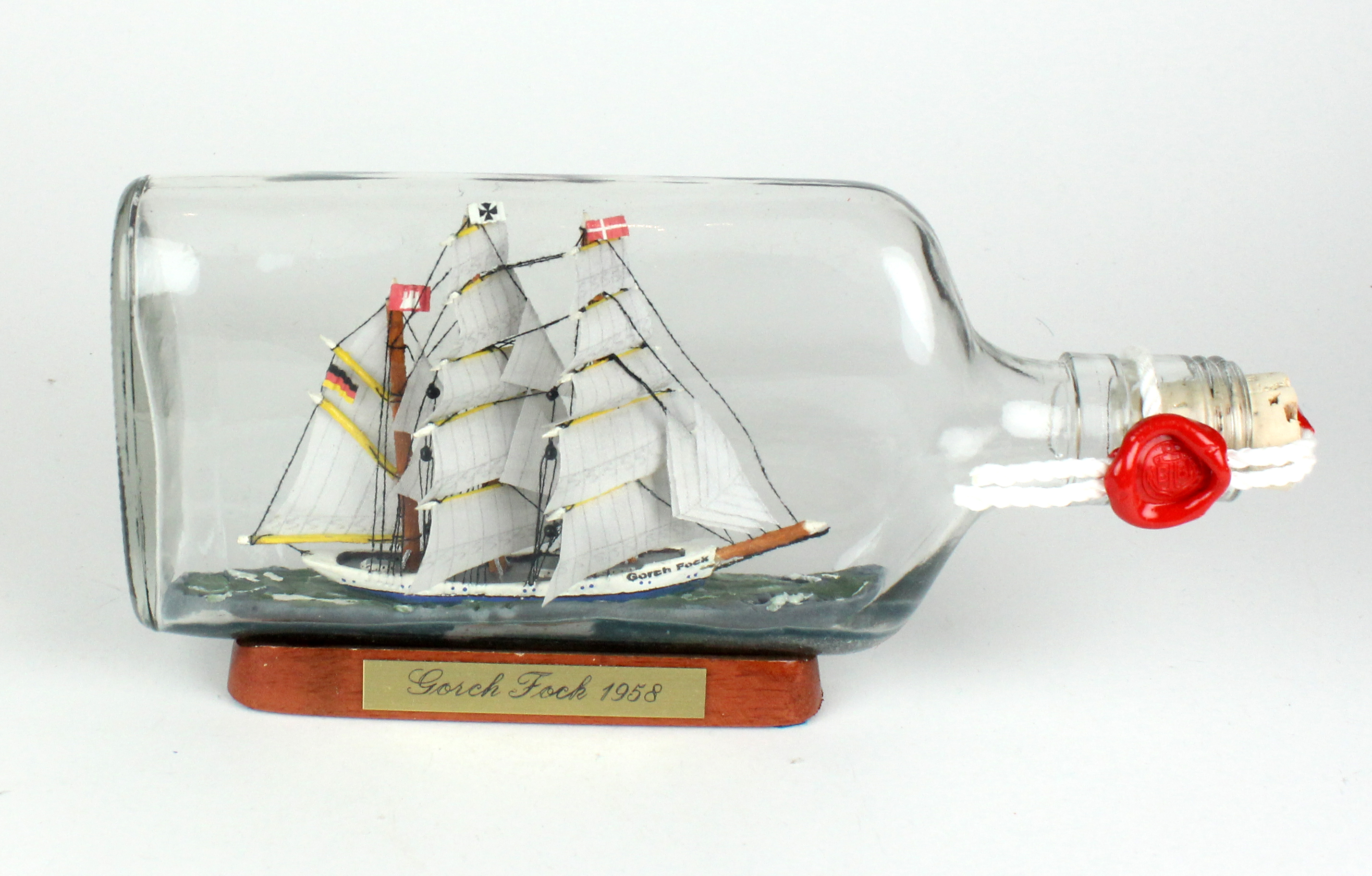 Gorch Fock Buddelschiff 375 ml Flachmann ca. 21x9 cm Flaschenschiff