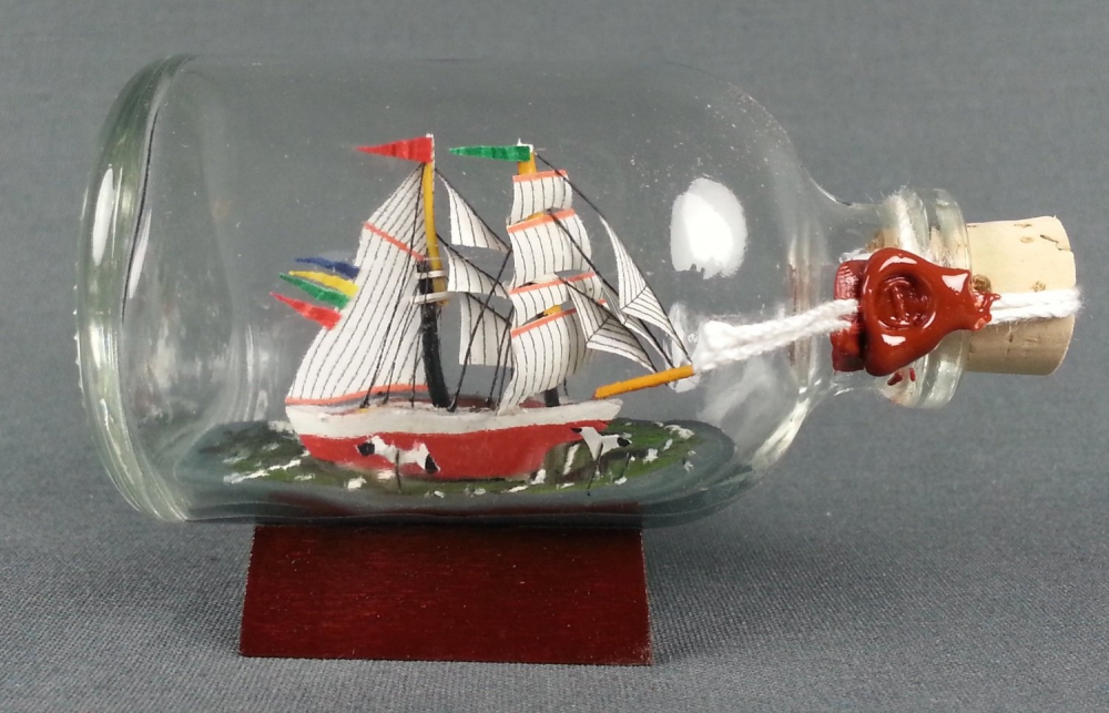 Brigantine DARLING Mini Buddelschiff 50 ml ca. 7,2 x 4,5 cm Flaschenschiff