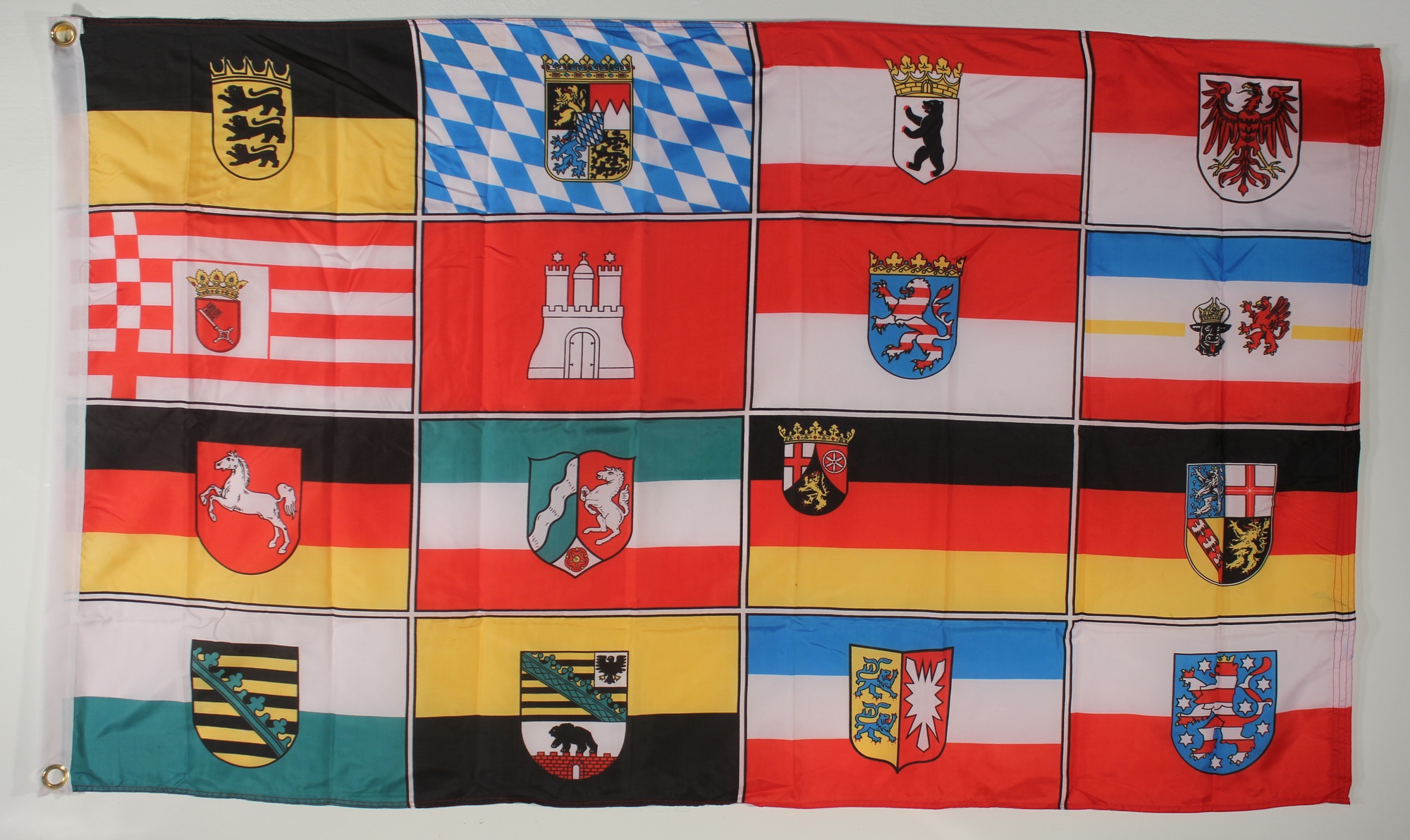 flagge-16-bundeslaender Deutschland 16 Bundesländer Flagge Großformat 250 x 150 cm wetterfest