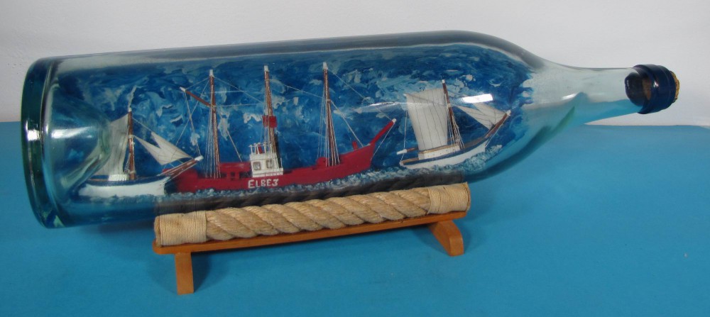 Buddelschiff Feuerschiff ELBE 3 in 3 Liter Flasche