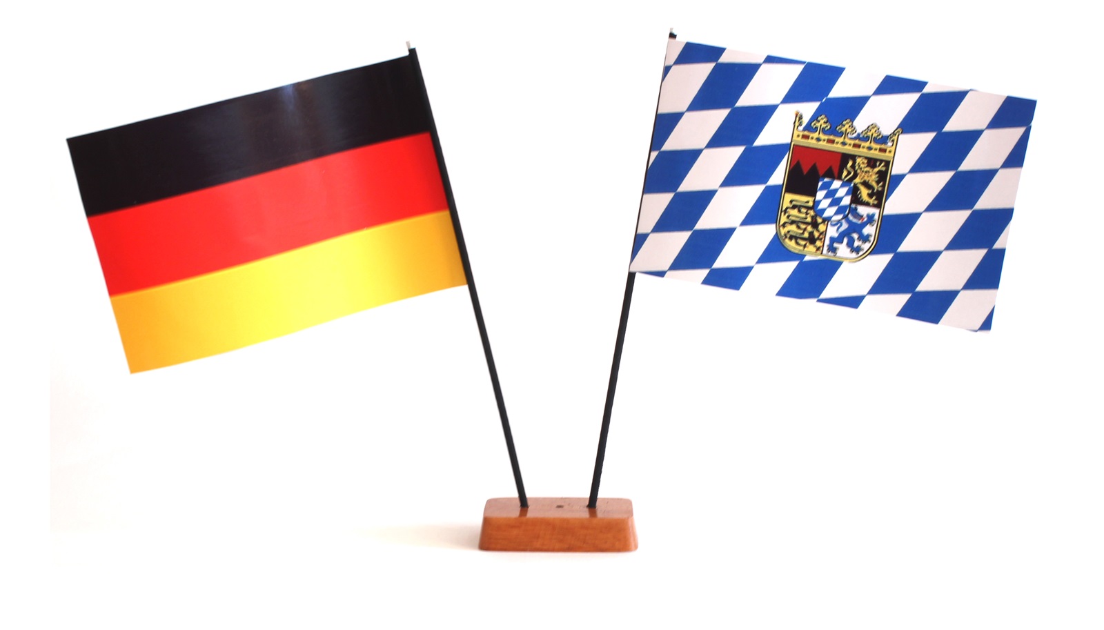 Mini Tischflagge Bayern 9x14 cm Höhe 20 cm mit Gratis-Bonusflagge und Holzsockel Tischfähnchen