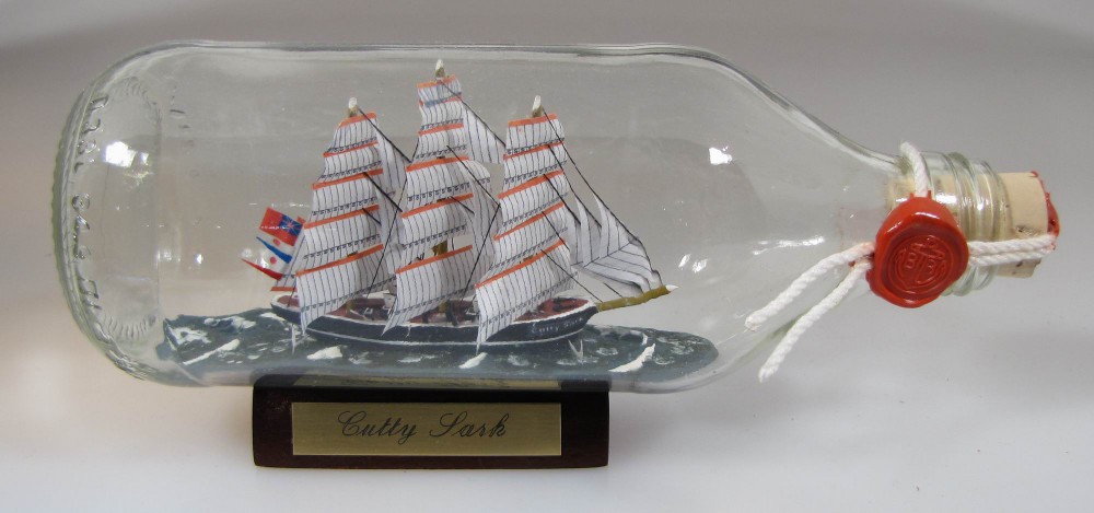 Cutty Sark runde Flasche 0,3 Liter Buddelschiff Flaschenschiff