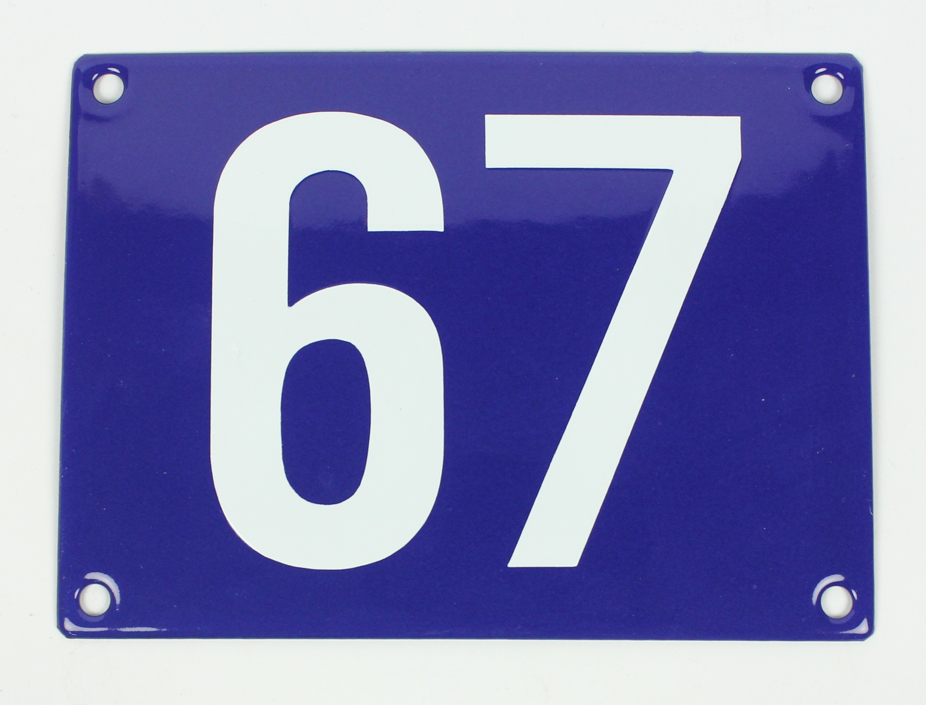 Hausnummernschild 67 blau Blockschrift 15x11 cm Emailleschild