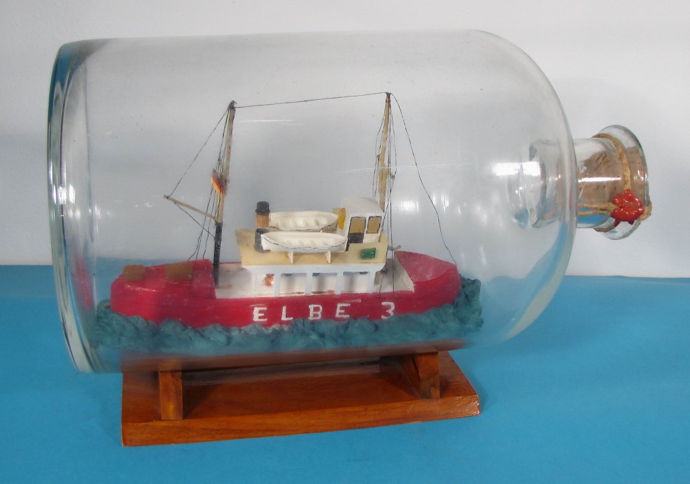 Buddelschiff Feuerschiff ELBE 3 in 5 Liter Flasche